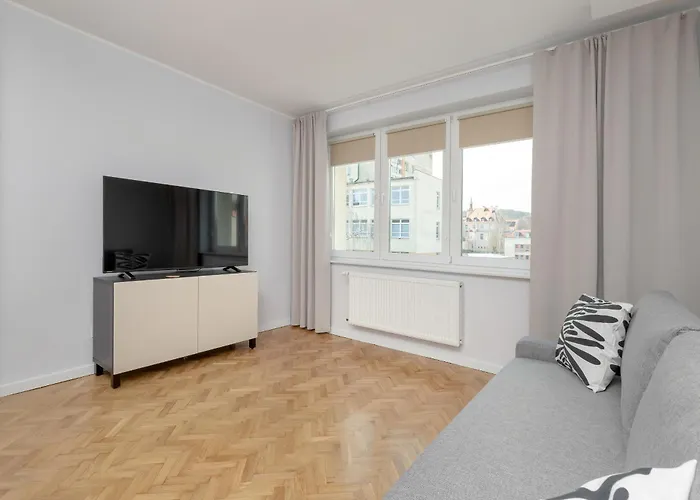 Exclusive Martina Apartament With Free Parking Close To Beach And Pier By Noclegi Renters